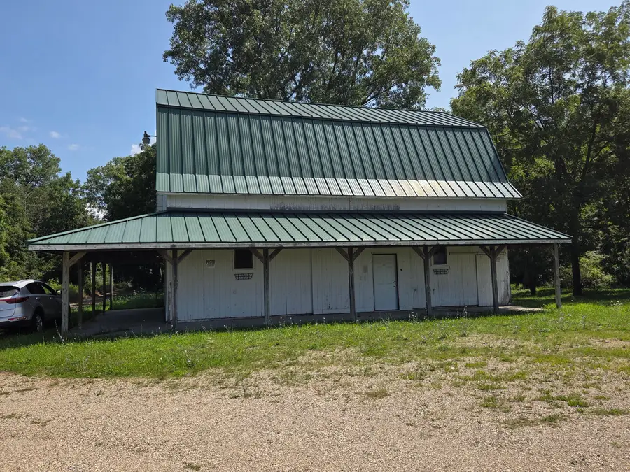 30369 M 40, Paw Paw, MI 49079 - #3