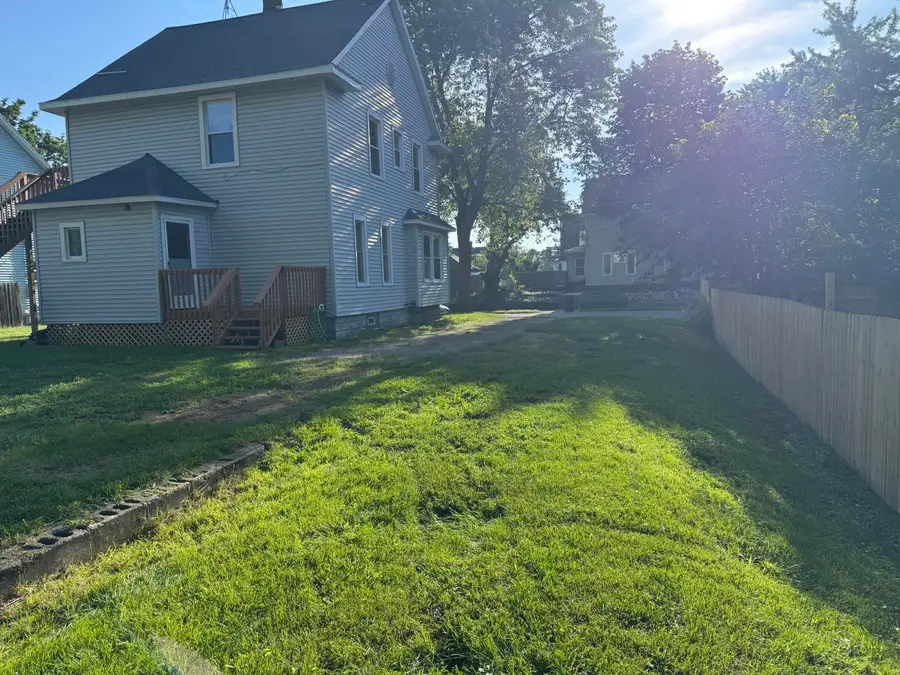 1911 Federal Avenue Sw, Wyoming, MI 49509 - #2