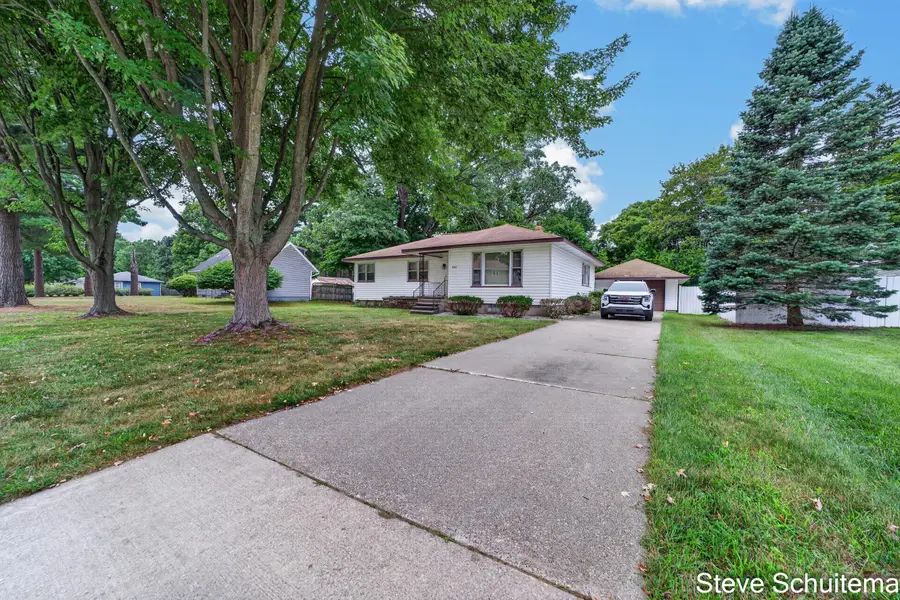 928 S Division Street, Whitehall, MI 49461 - #3