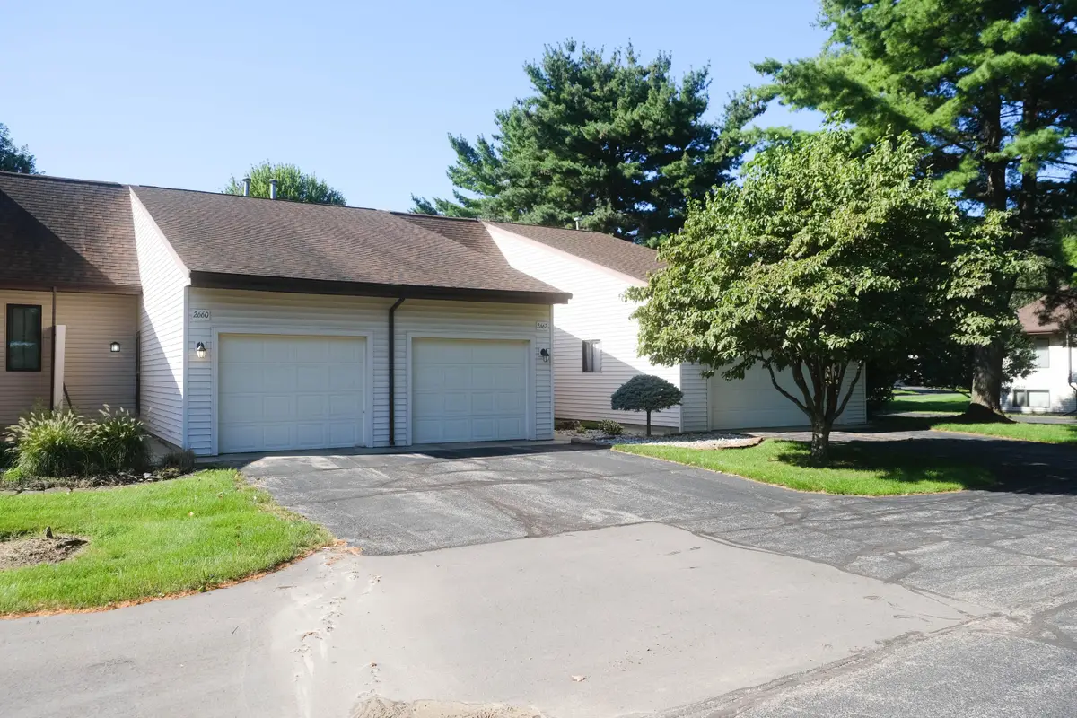 2662 Stonehaven Drive Sw, Wyoming, MI 49519 - #1