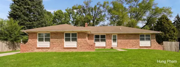 1717-1719 SE 52nd Street Se, Kentwood, MI 49508