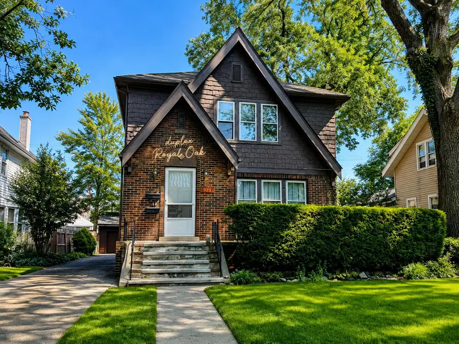 925 E 2nd Street, Royal Oak, MI 48067 - #3