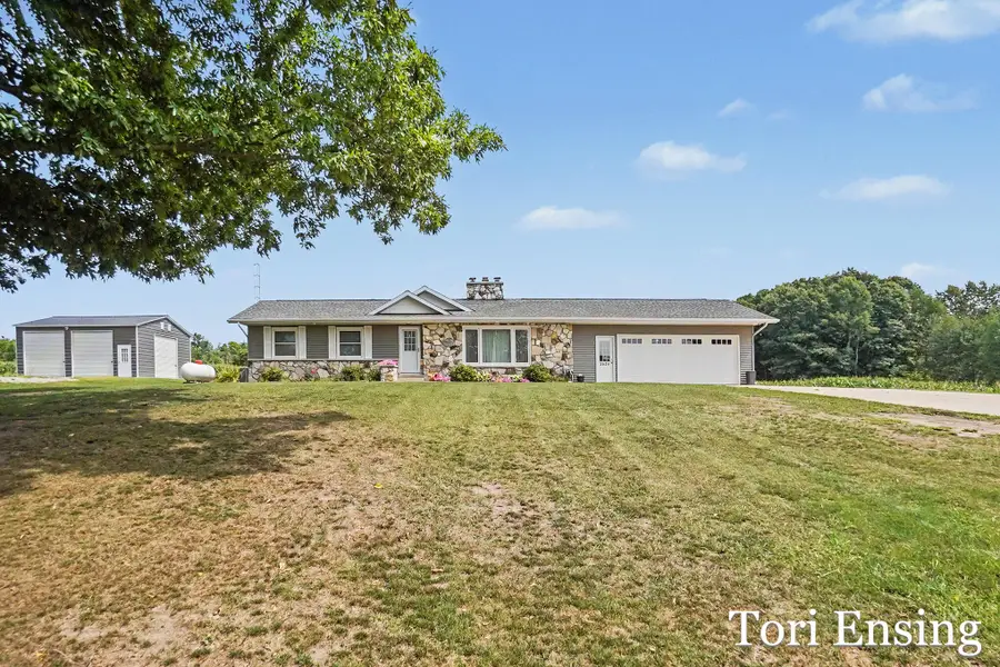 2624 100th Avenue, Lakeview, MI 48850 - #2