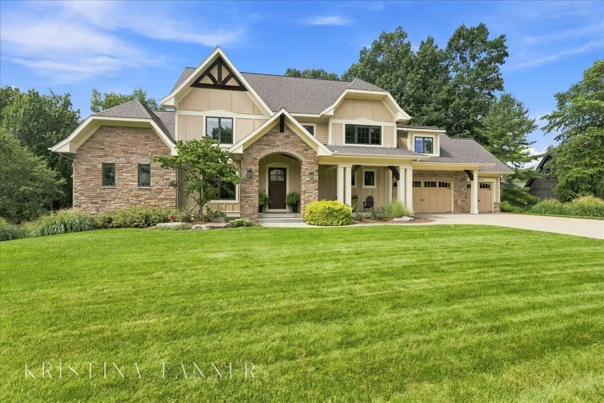 5782 Manchester Hills Drive Se, Grand Rapids, MI 49546 - #1