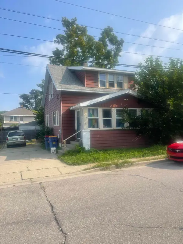 527 Cordelia Street Sw, Grand Rapids, MI 49503