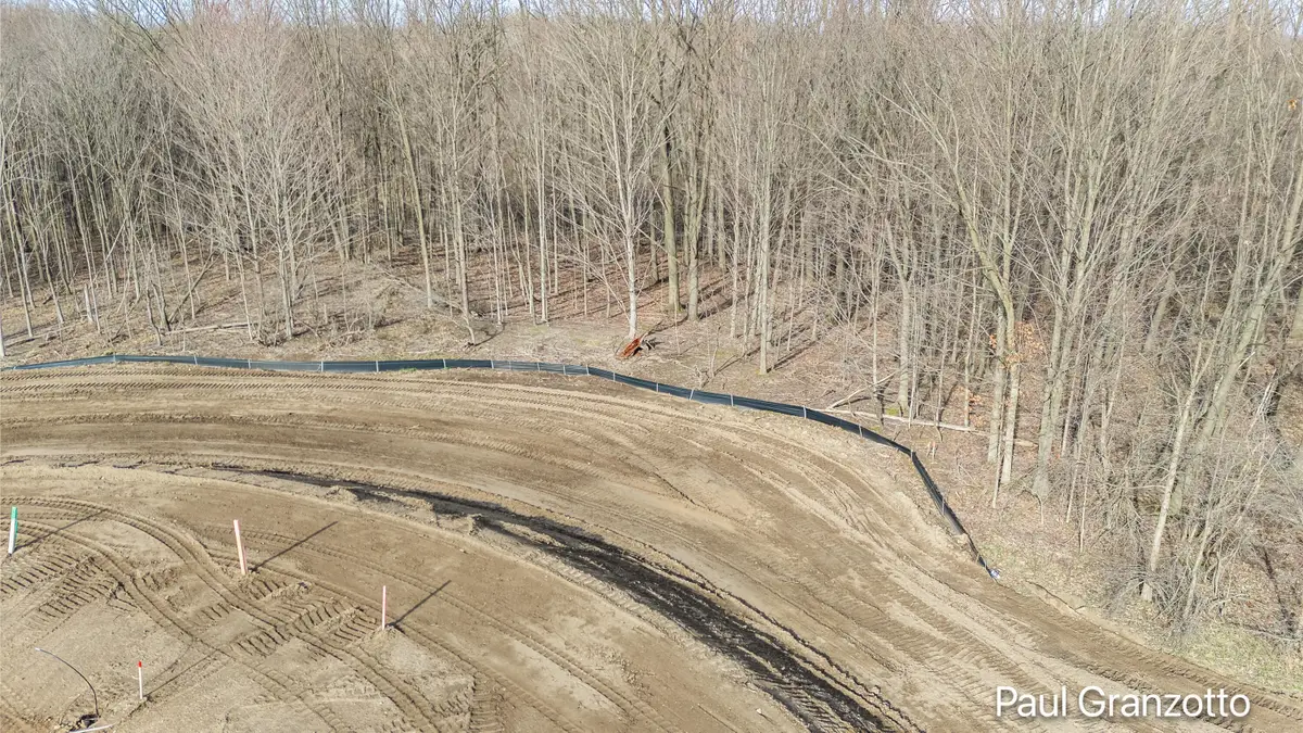 5632 N Blackberry Bluff, Kentwood, MI 49512 - #1