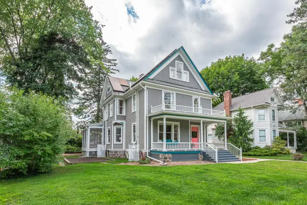 916 Olivia Avenue, Ann Arbor, MI 48104