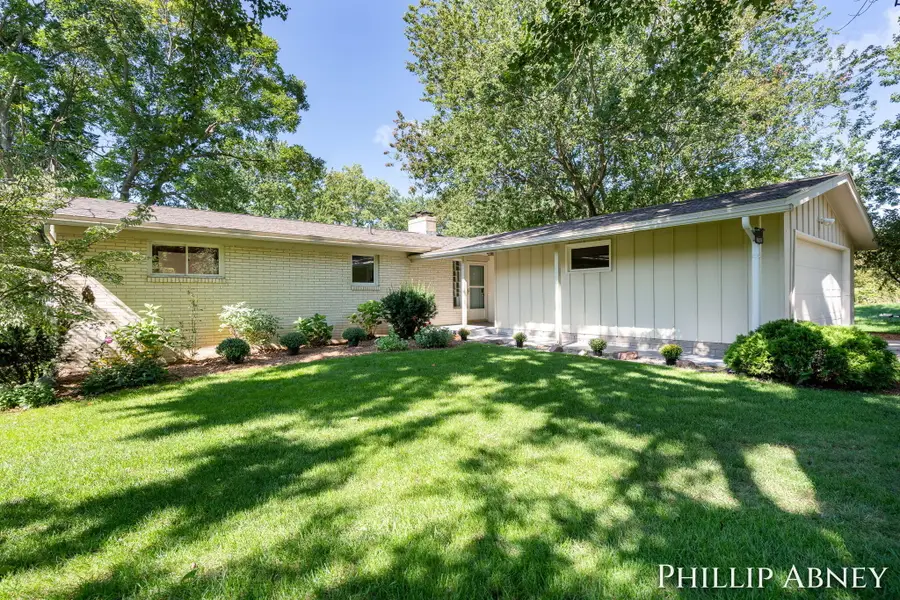 8391 Cowan Lake Drive Ne, Rockford, MI 49341 - #3