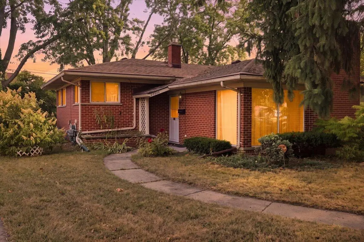 27445 Buckingham Street, Livonia, MI 48154 - #1