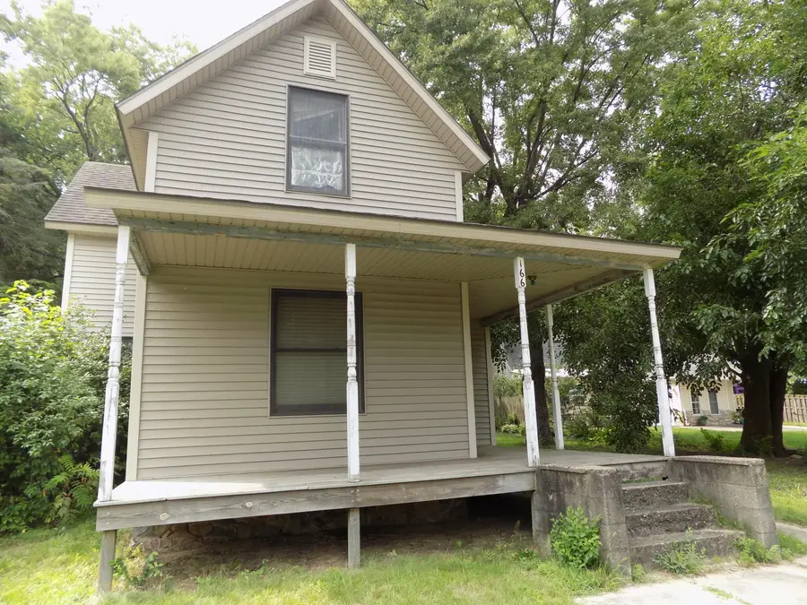 166 N West Street, Coloma, MI 49038 - #2