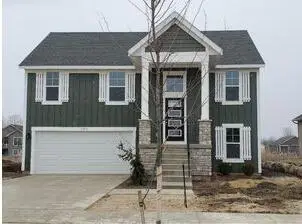 7444 SE Traditional Court Se, Caledonia, MI 49316
