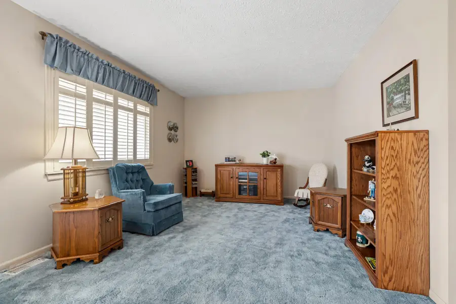 27366 Spaulding Road #6, New Hudson, MI 48165 - #3