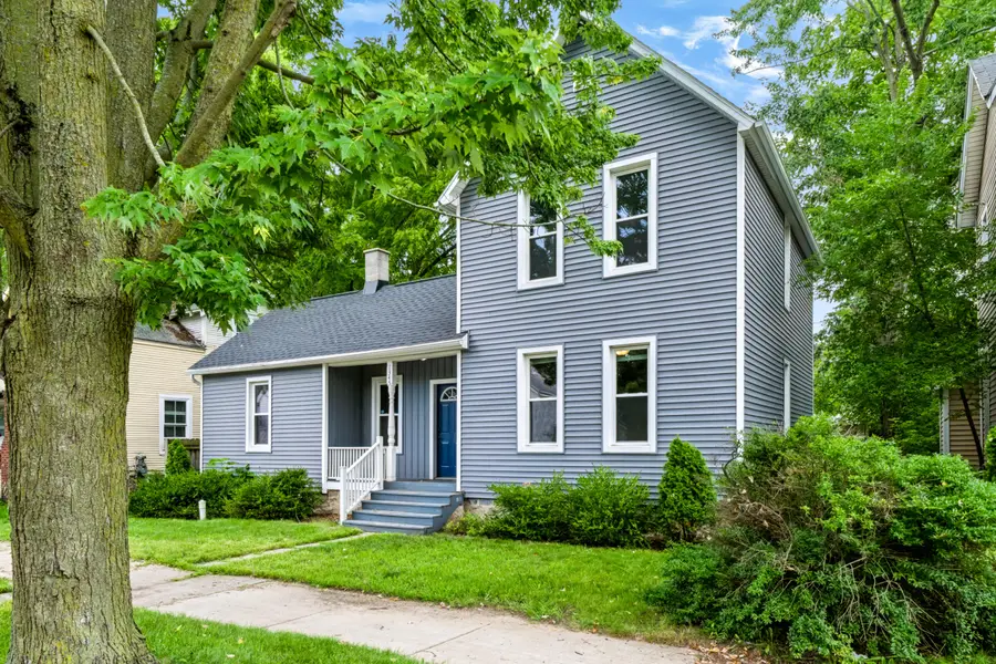 1345 NW Broadway Avenue Nw, Grand Rapids, MI 49504 - #2
