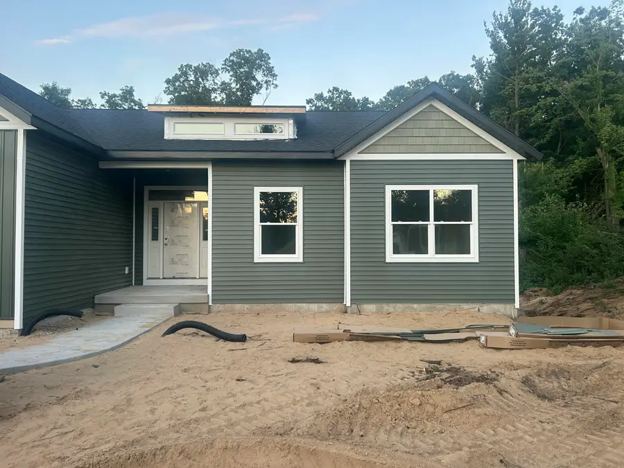 6226 English Avenue Ne, Comstock Park, MI 49321 - #3