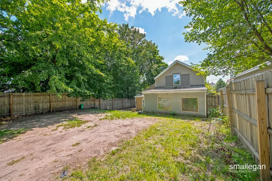 413 Breens Court Sw, Grand Rapids, MI 49503 - #2