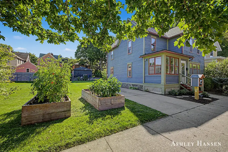 340 Prospect Avenue Se, Grand Rapids, MI 49503 - #2