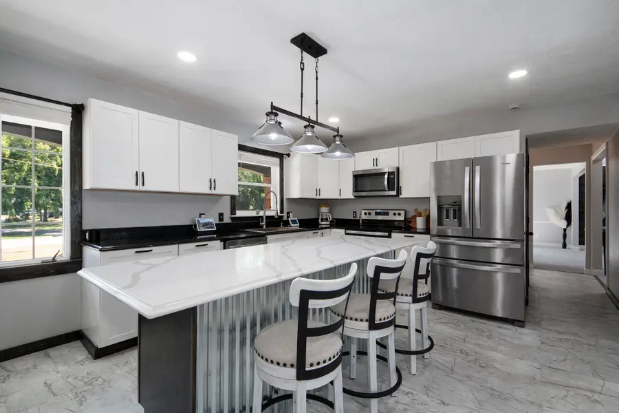 4085 Quainton Road, Norton Shores, MI 49441 - #2
