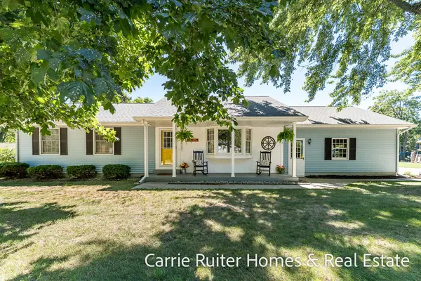 17232 W Spring Lake Road, Spring Lake, MI 49456