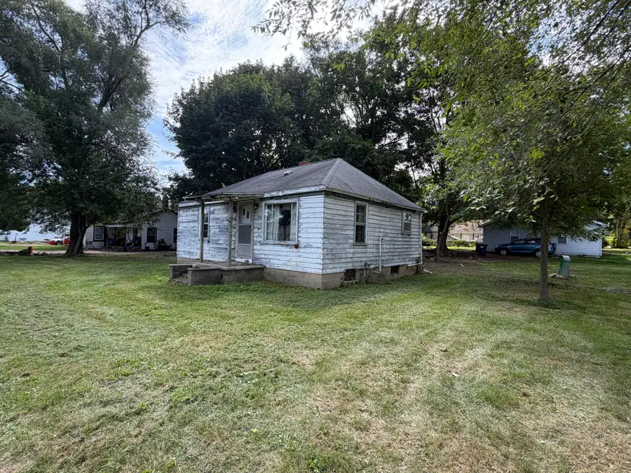 617 W Allegan Street, Otsego, MI 49078 - #2