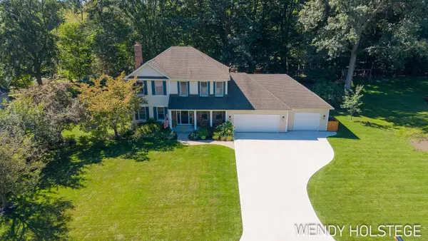 2066 Woodlark Drive, Holland, MI 49424