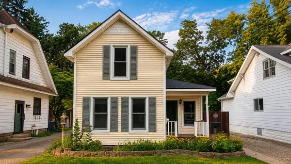 1926 Oakland Drive, Kalamazoo, MI 49008