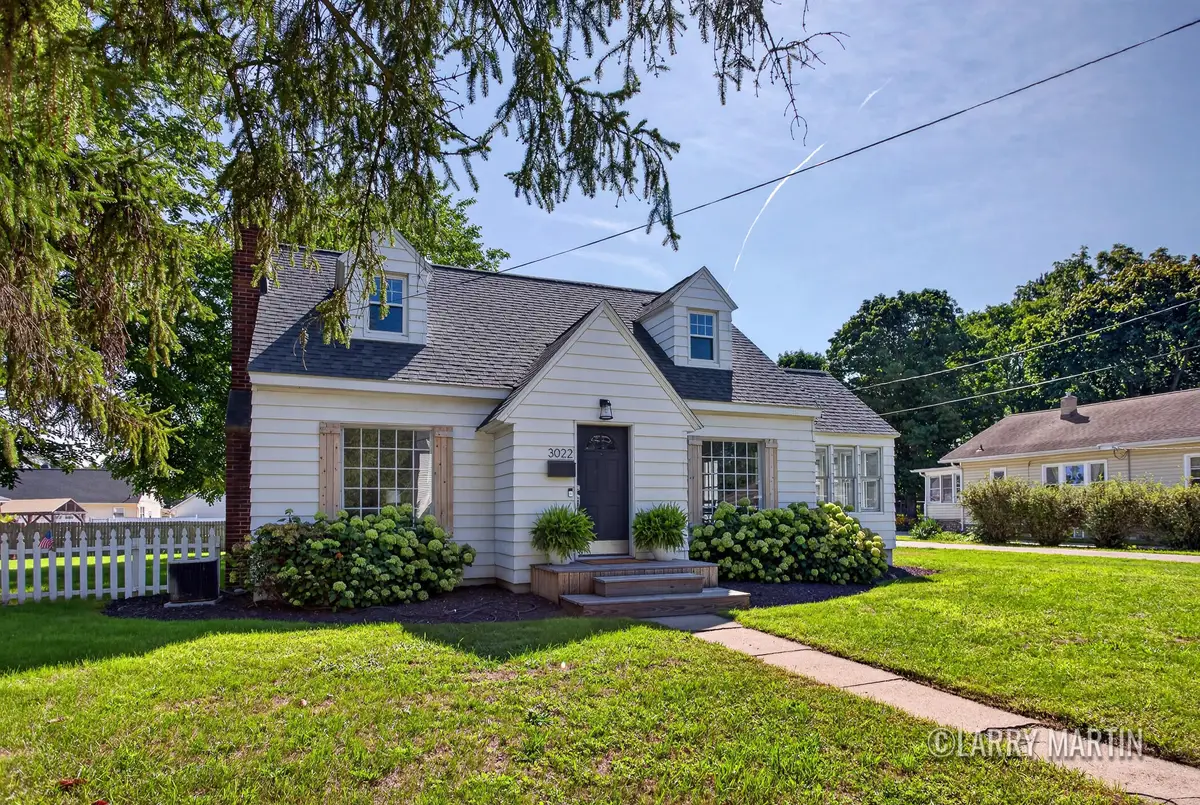 3022 Locke Avenue Sw, Grandville, MI 49418 - #1