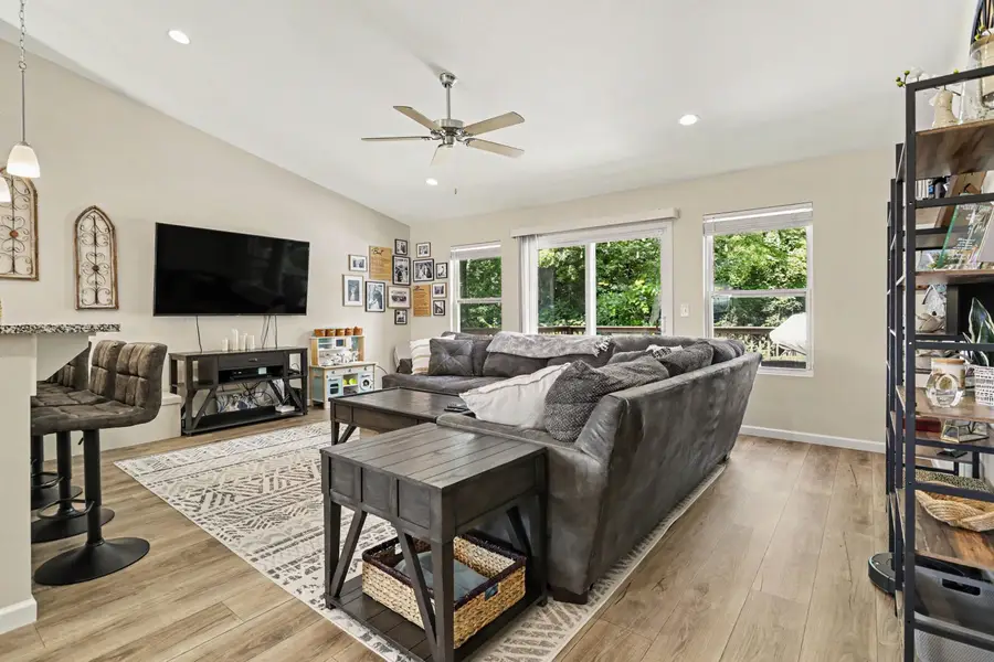 573 N Cygnet Lake Drive, Benton Harbor, MI 49022 - #2