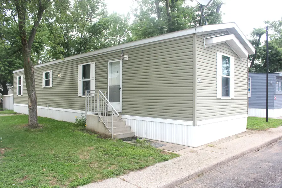 917 Marlin Avenue Sw, Wyoming, MI 49509 - #2