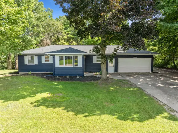 7246 Rezen Drive Ne, Rockford, MI 49341