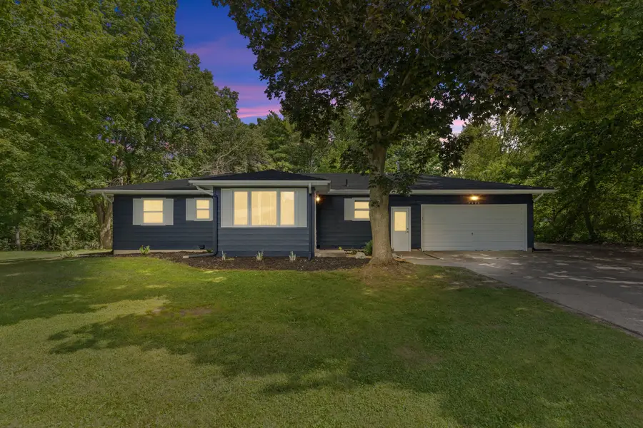 7246 Rezen Drive Ne, Rockford, MI 49341 - #2