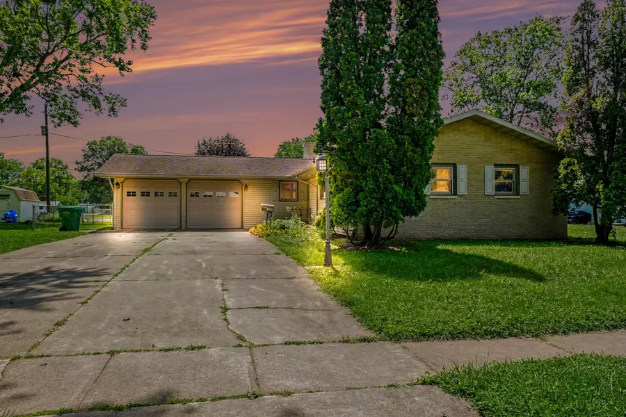 1806 Broadway Street, Niles, MI 49120 - #2
