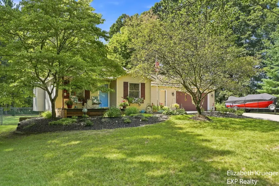 12389 112th Avenue, Grand Haven, MI 49417 - #2
