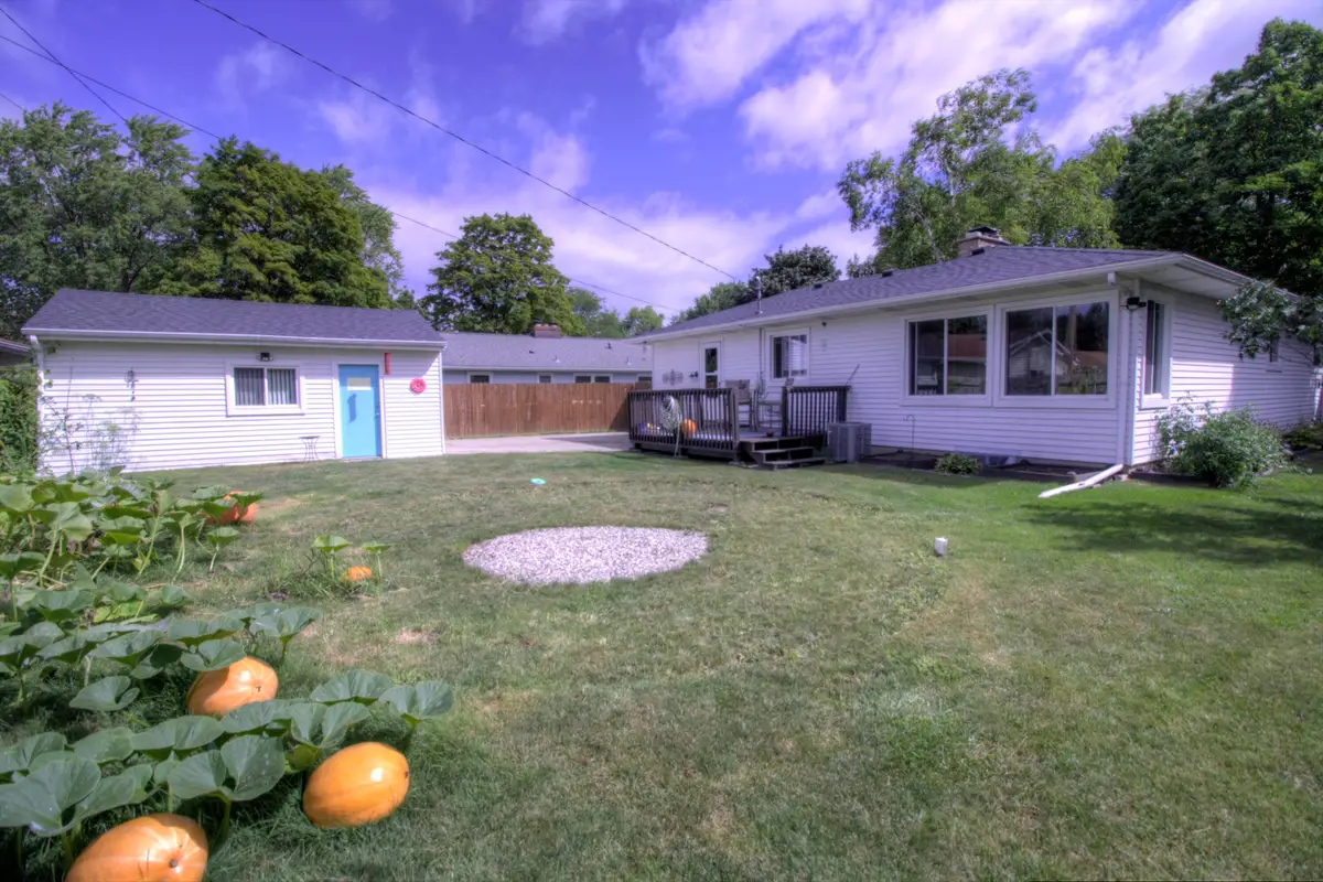 2309 Mayfield Road, Saginaw, MI 48602 - #1