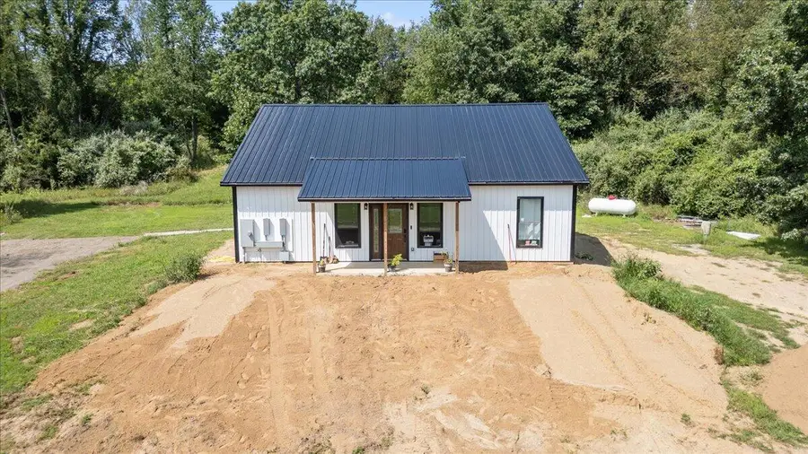 25455 L Drive N, Albion, MI 49224 - #2
