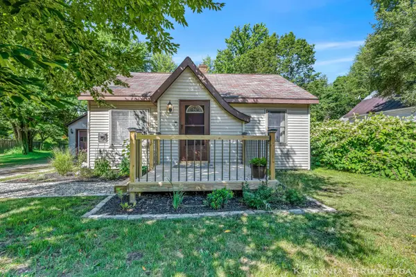 17193 1st Street, Nunica, MI 49448