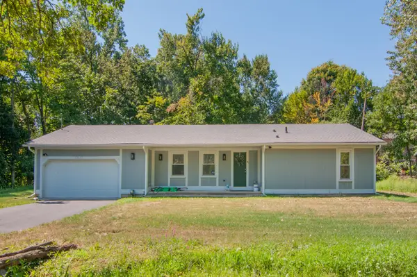 21411 Orchard Lake Road, Farmington Hills, MI 48336