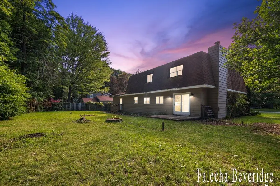 6989 Hiawatha Drive, Coloma, MI 49038 - #3