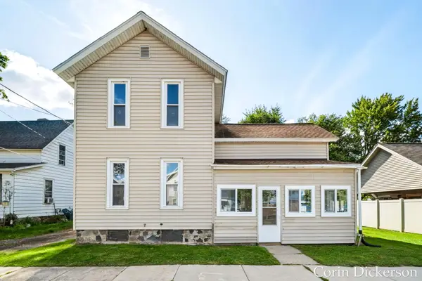 108 S Michigan Avenue, Vicksburg, MI 49097