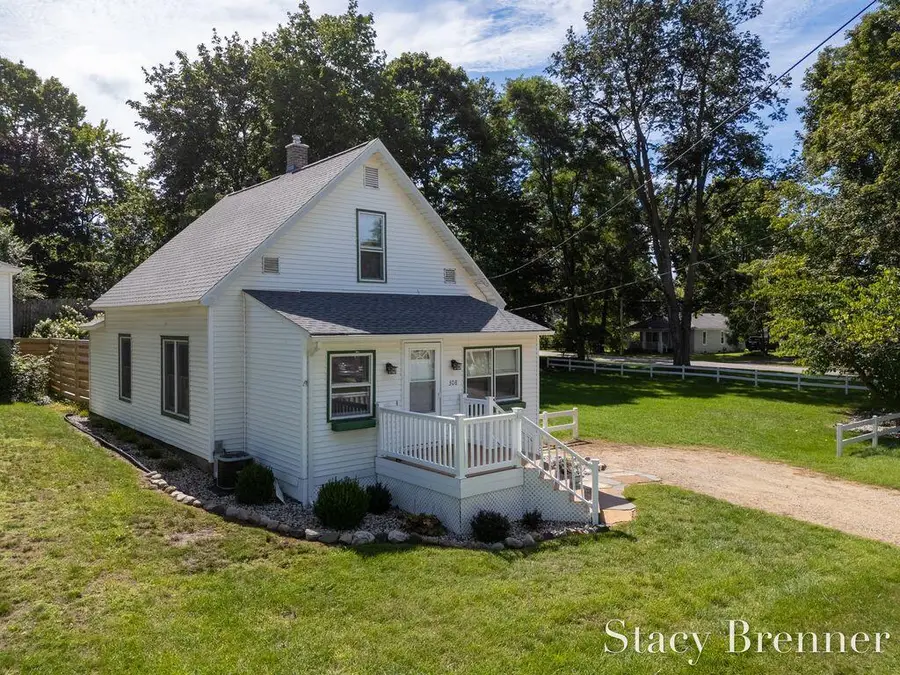 308 4th Street, Allegan, MI 49010 - #3