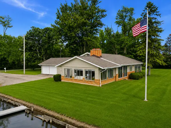 11243 Wynns Road, Pinckney, MI 48169