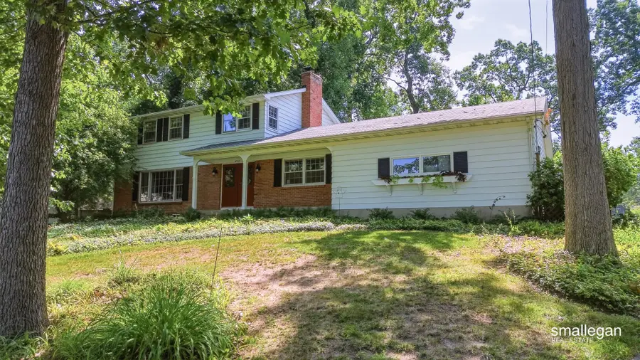 4752 Bonnie Avenue Se, Kentwood, MI 49508 - #2