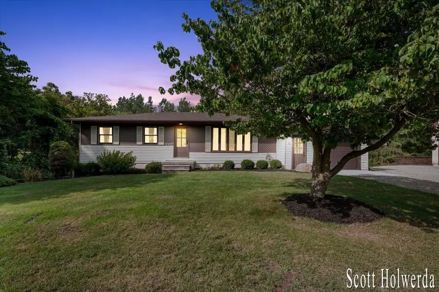 1455 100th Street Sw, Byron Center, MI 49315 - #3