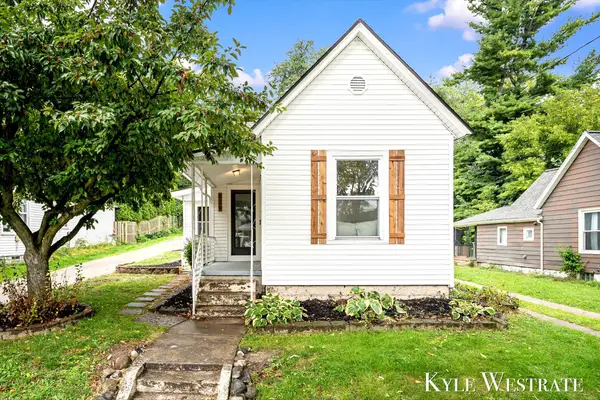 629 Harlan Avenue Ne, Grand Rapids, MI 49503