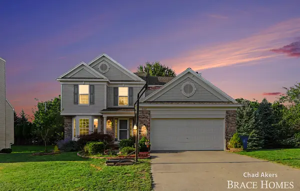 2022 Friesian Court Ne, Grand Rapids, MI 49505