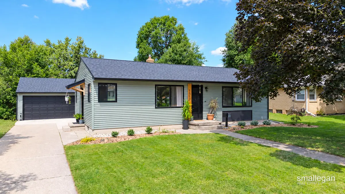 1517 32nd Street Sw, Wyoming, MI 49509 - #1