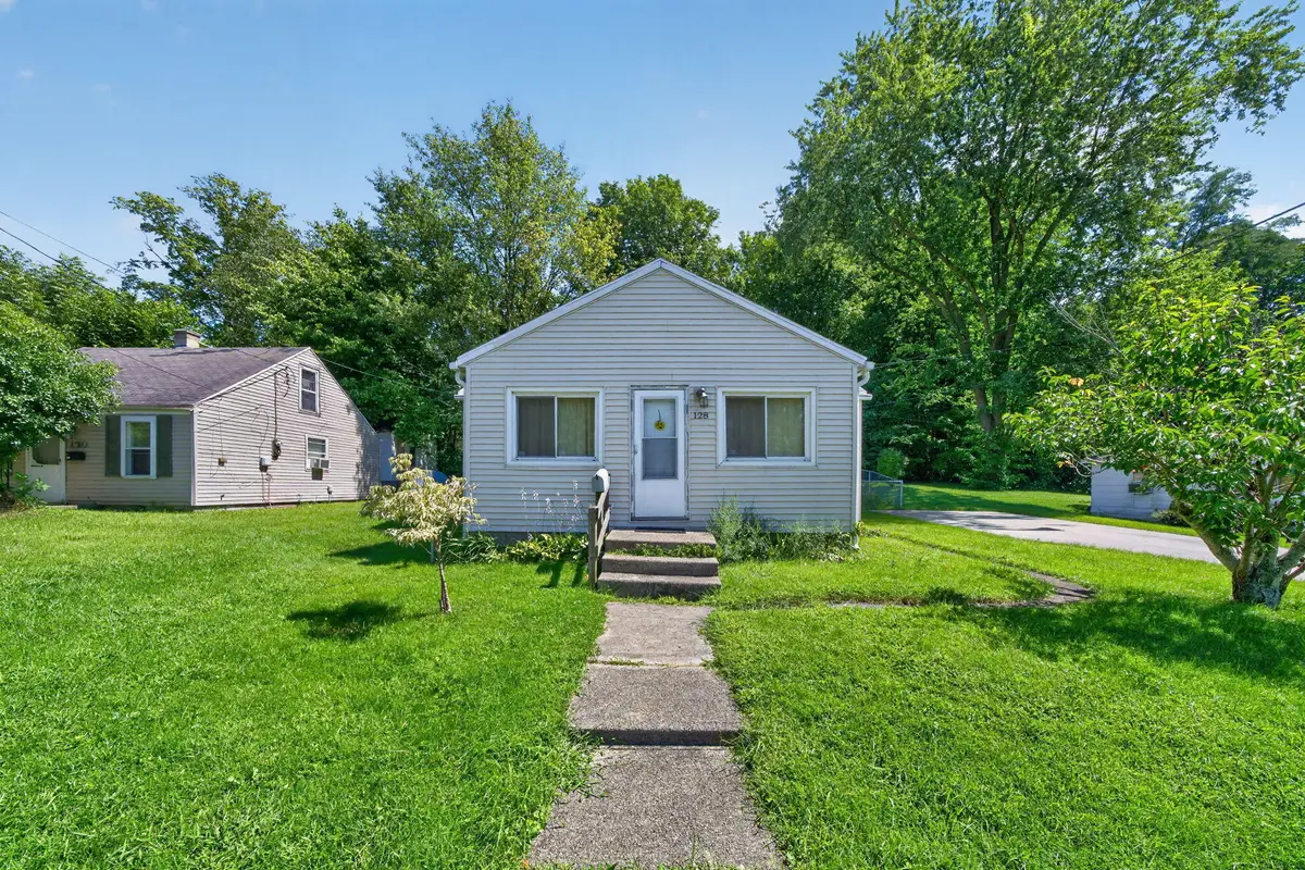 128 N East Street, Cassopolis, MI 49031 - #1