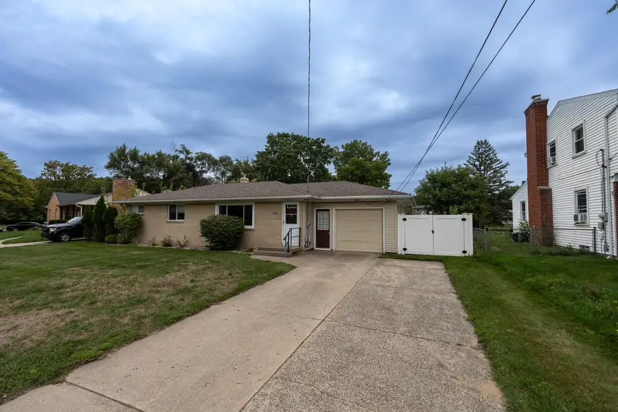 3324 Brooklyn Avenue Se, Grand Rapids, MI 49508 - #2