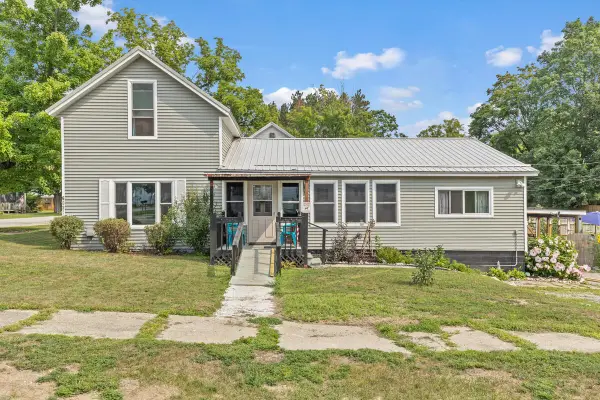 602 N Pine Street, Evart, MI 49631