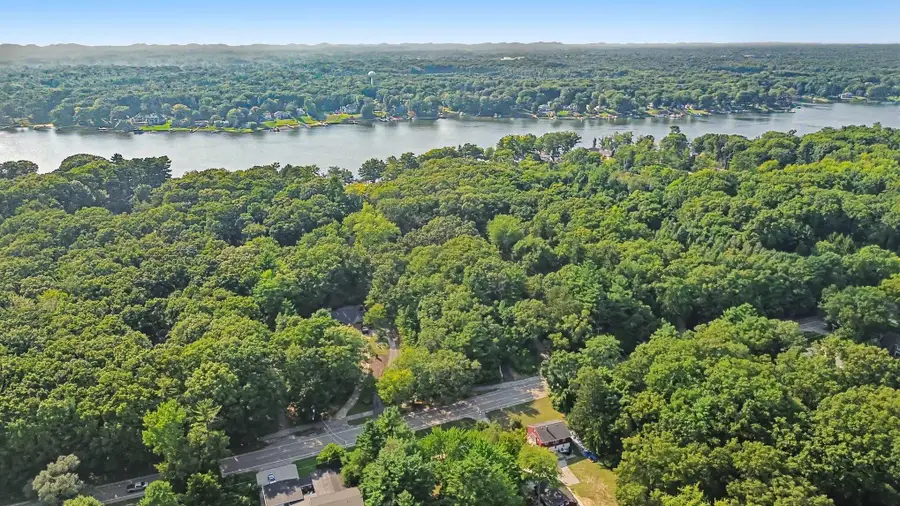 17887 N Fruitport Road, Spring Lake, MI 49456 - #2