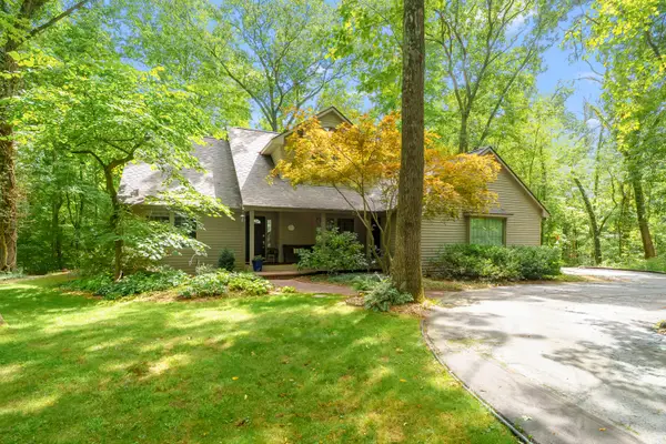 8575 S 2nd Street, Mattawan, MI 49071